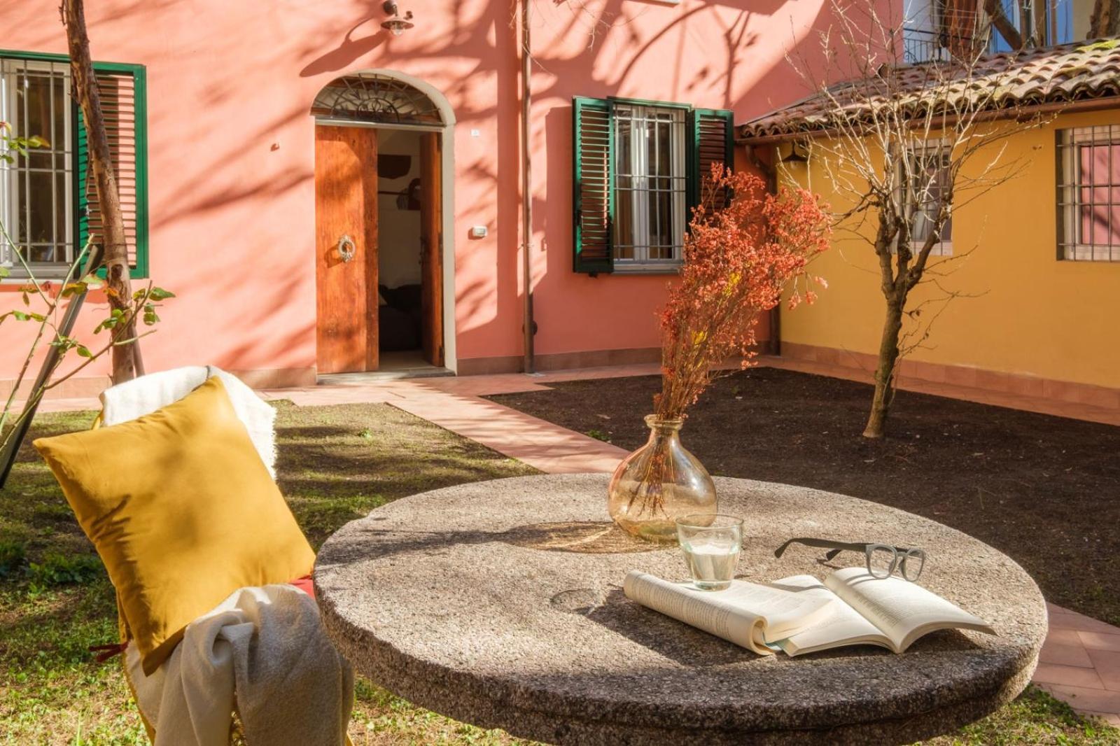 Piazza Maggiore - Il Sentiero Apartment With Private Garden Bologna Eksteriør billede